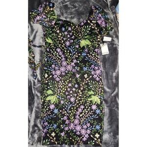 Kensie Embroidered Floral Sheath Dress Short Sleeve Sweetheart Neckline Size 12